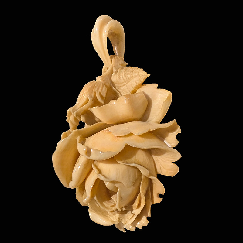 アイボリーローズペンダント