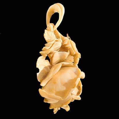 アイボリーローズペンダント